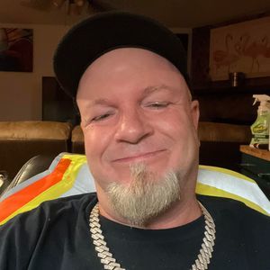 Meet your Posher, Robby